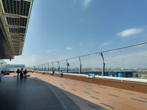 羽田空港の展望デッキ